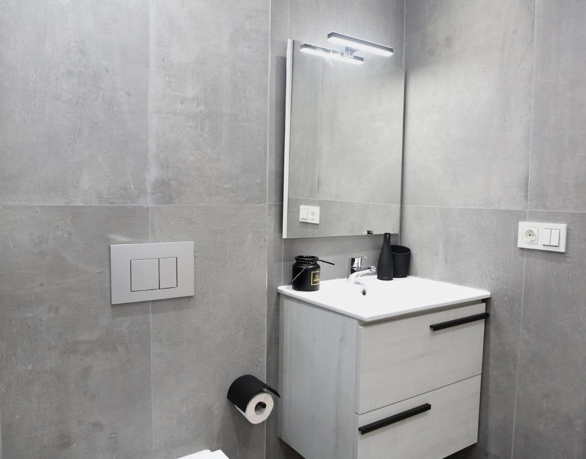 Piso Reformado A 2 Min Del Casco Viejo Con Garaje Gratis Apartament *